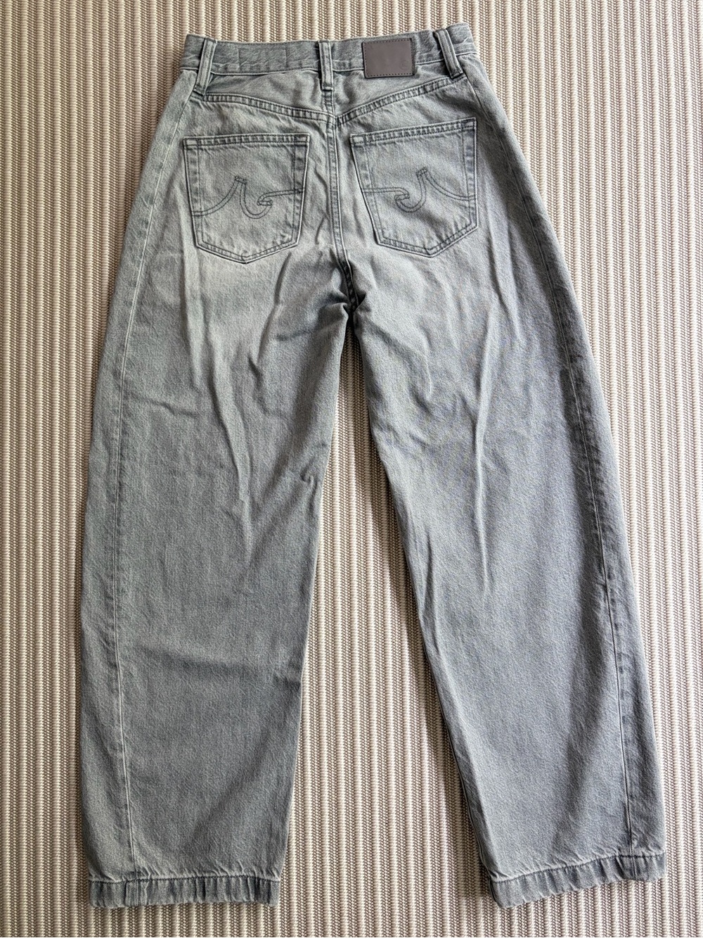 AG Jeans Hattie High Rise Barrel Jeans - Picture 11 of 12